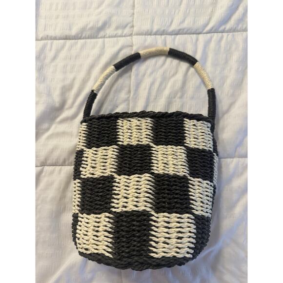 Forever 21 Handbags - Forever 21 Black and White Checkered Raffia Straw Bucket Bag Beach Summer